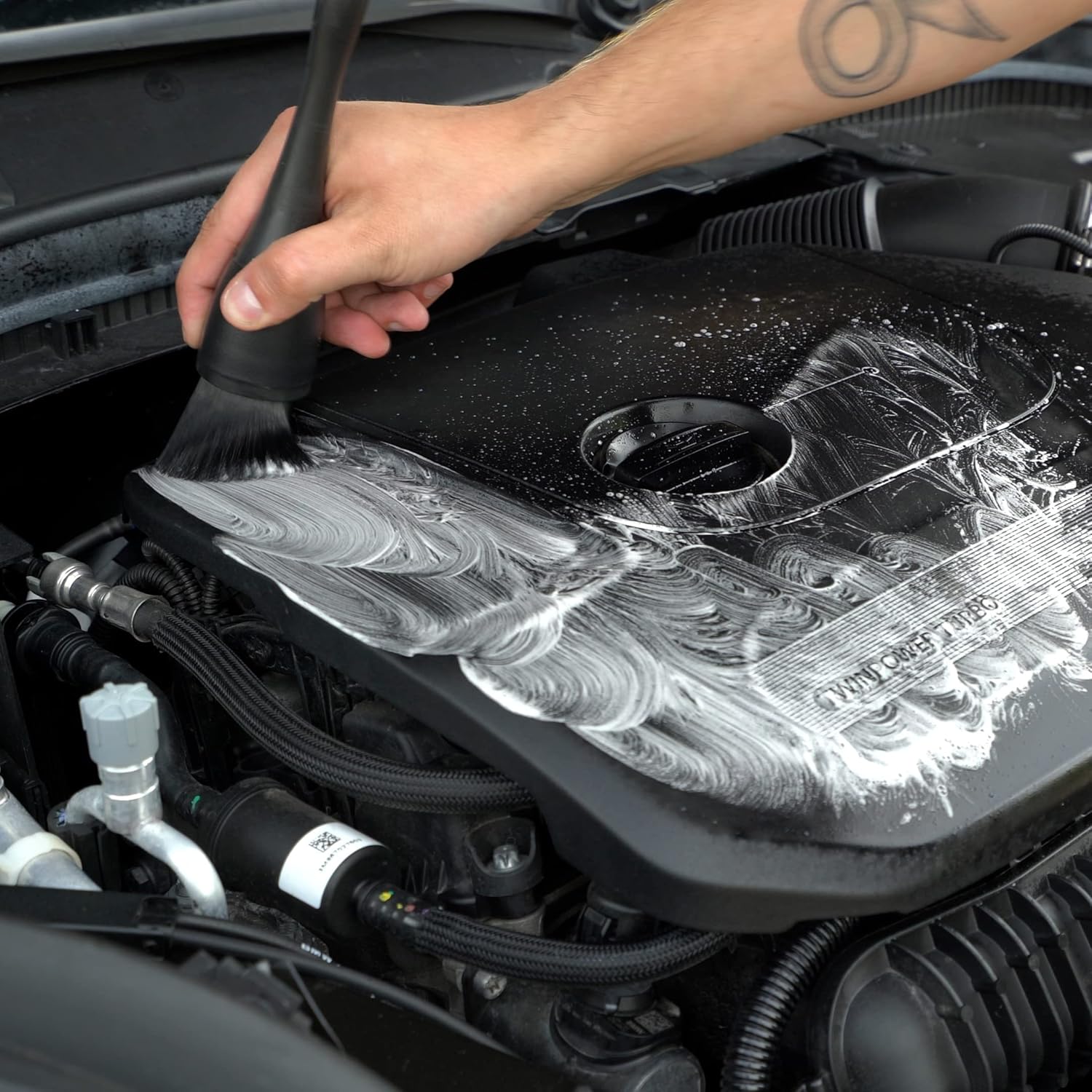 MEGUIAR'S MULTI PURPOSE BRUSH MEDIUM