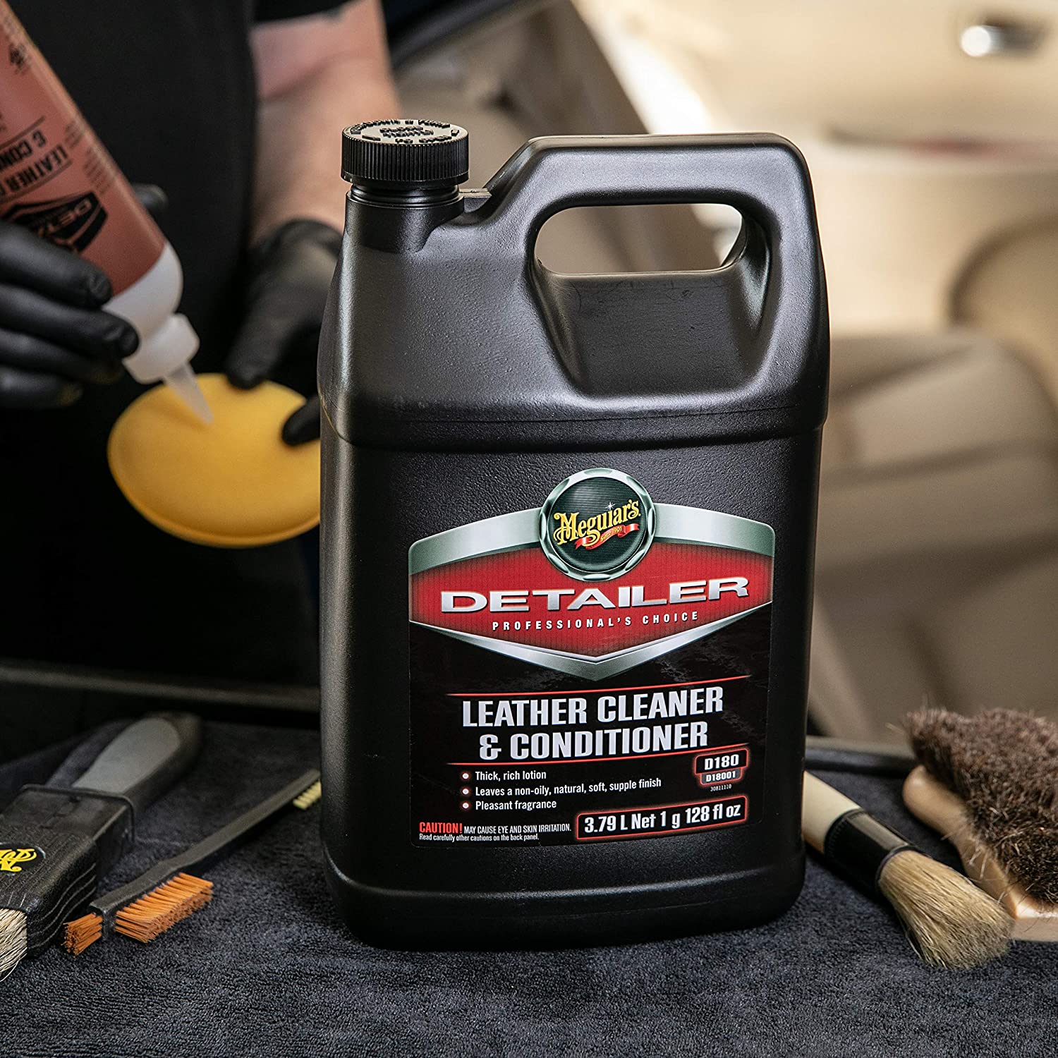 LEATHER CLEANER & CONDITIONER