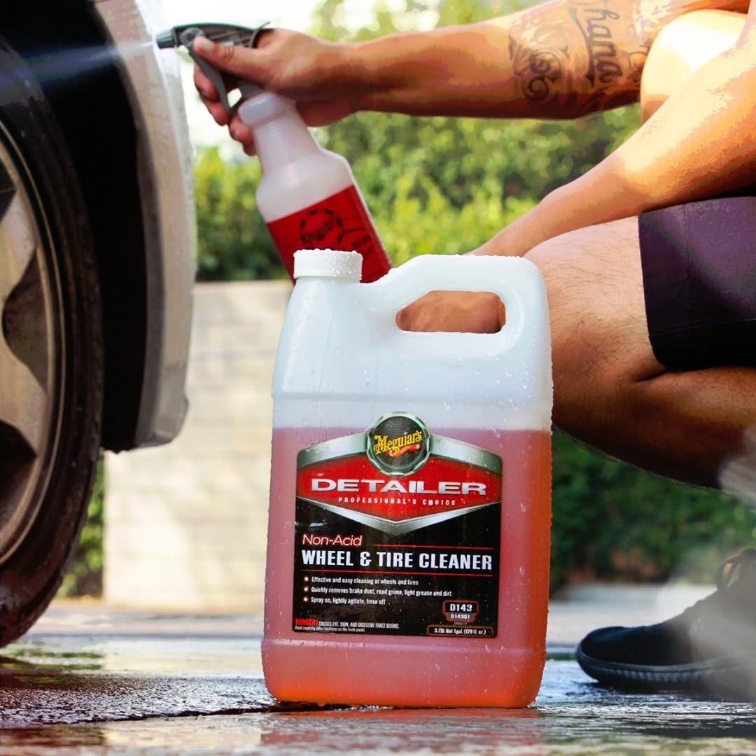 MEGUIAR'S NON-ACID WHEEL & TIRE CLEANER - 946 ml