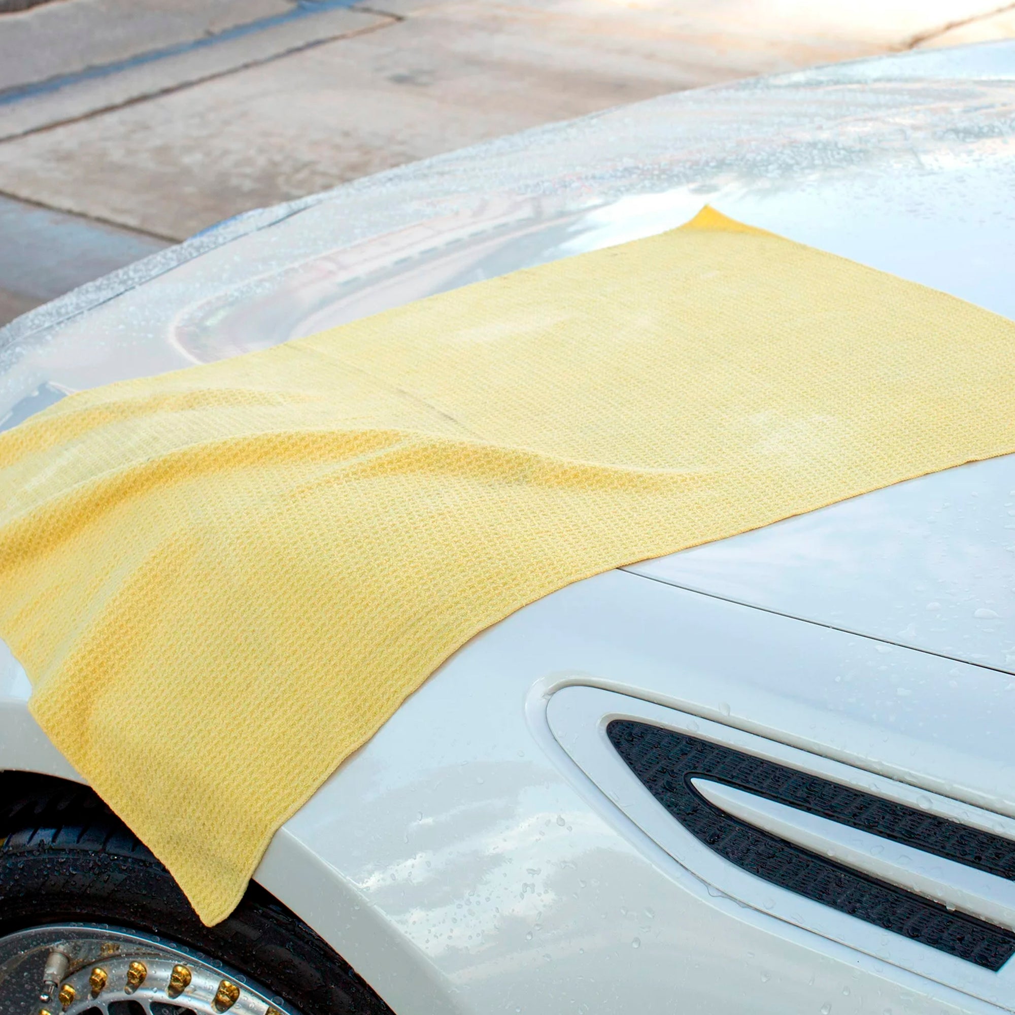 WATER MAGNET DRYING TOWEL